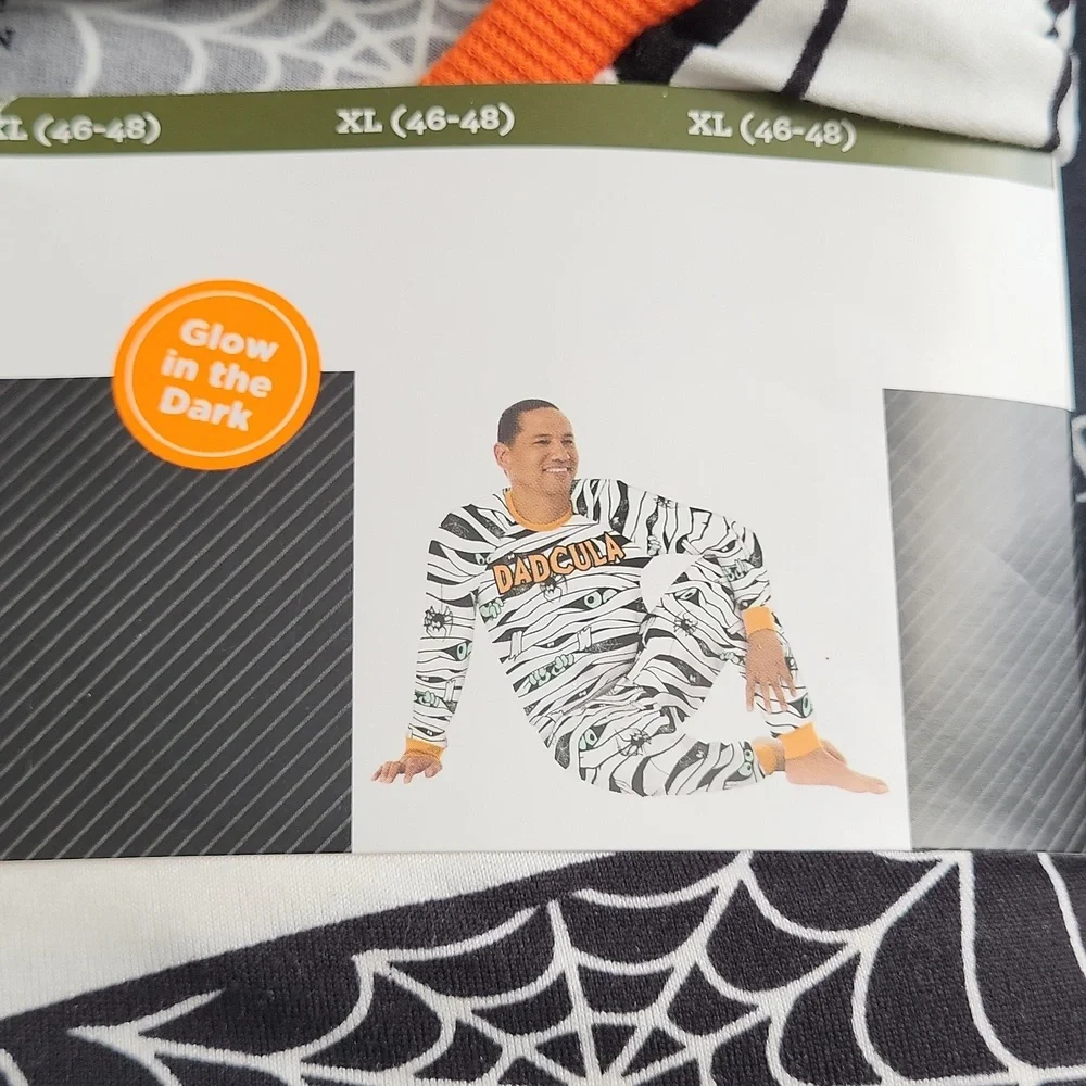 Halloween PJ or costume set Glow in the Dark - XL (46-48)